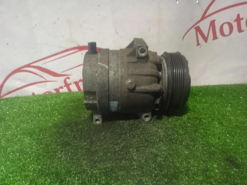 Компрессор кондиционера Renault Laguna 2  F9Q F4R