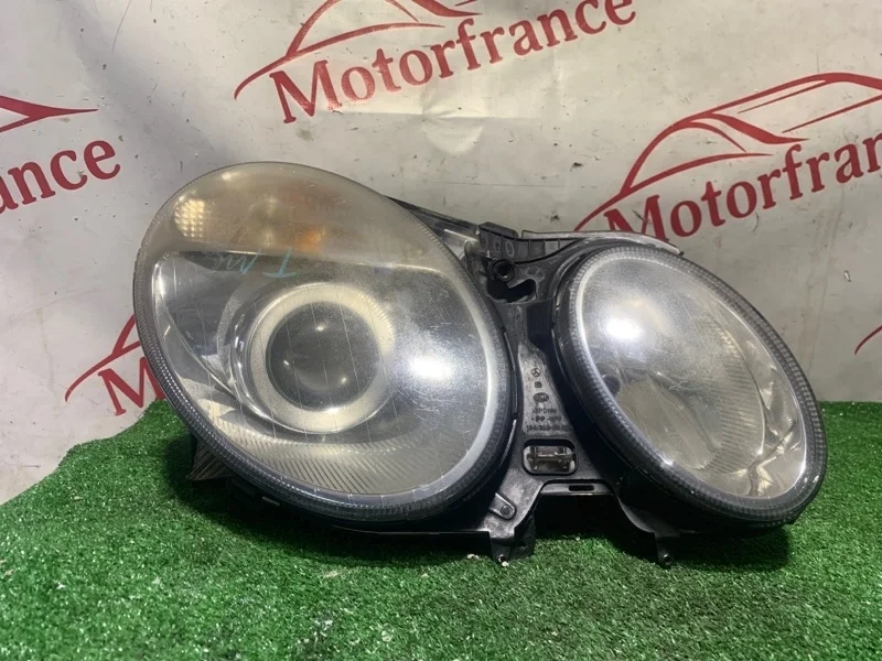 Фара ксеноновая Mercedes-benz E-Class W211    R