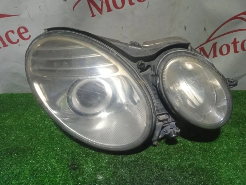 Фара ксеноновая Mercedes-benz E-Class W211    R