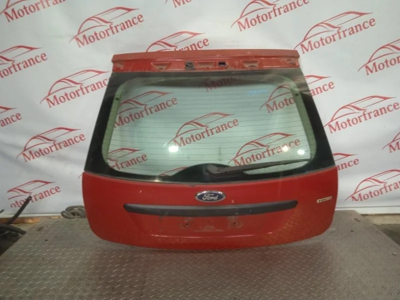 Крышка багажника Ford Focus 2