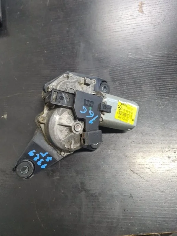 Моторчик стеклоочистителя задний Mercedes-benz M-Class W166