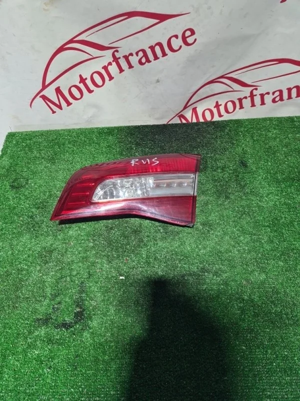 Фонарь задний внутренний правый Renault Koleos 1   B R