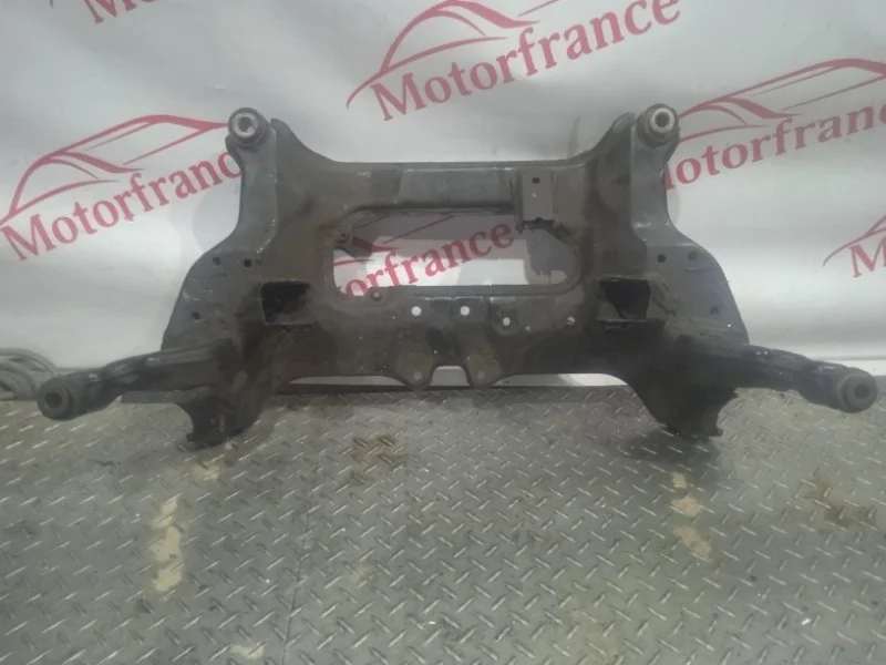 Подрамник передний Nissan X-Trail T30