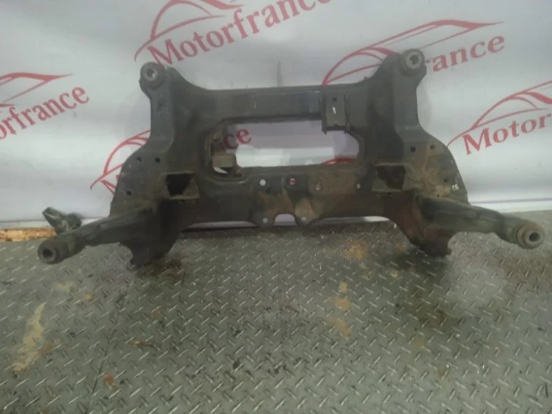 Подрамник передний Nissan X-Trail T30