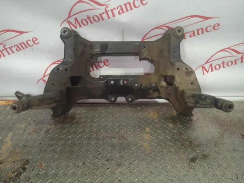 Подрамник передний Nissan X-Trail T30