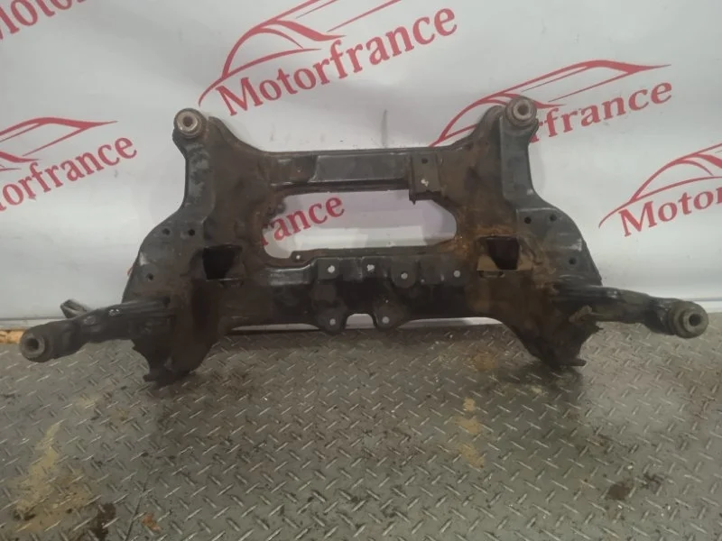 Подрамник передний Nissan X-Trail T30