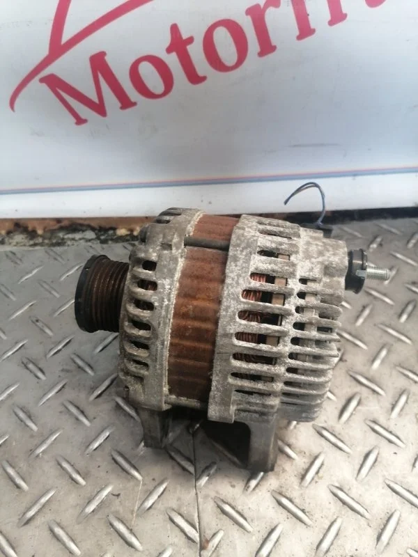 Генератор Nissan Qashqai J10  2.0 MR20DE