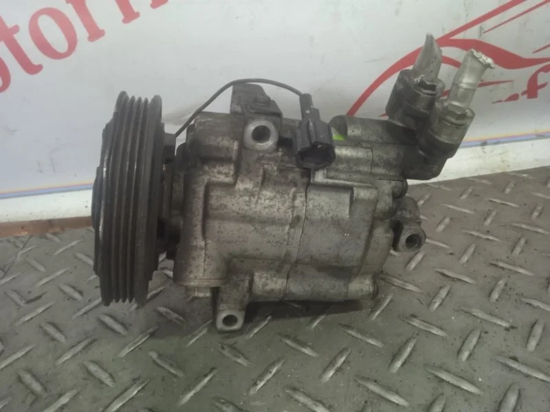Компрессор кондиционера Nissan Note E11