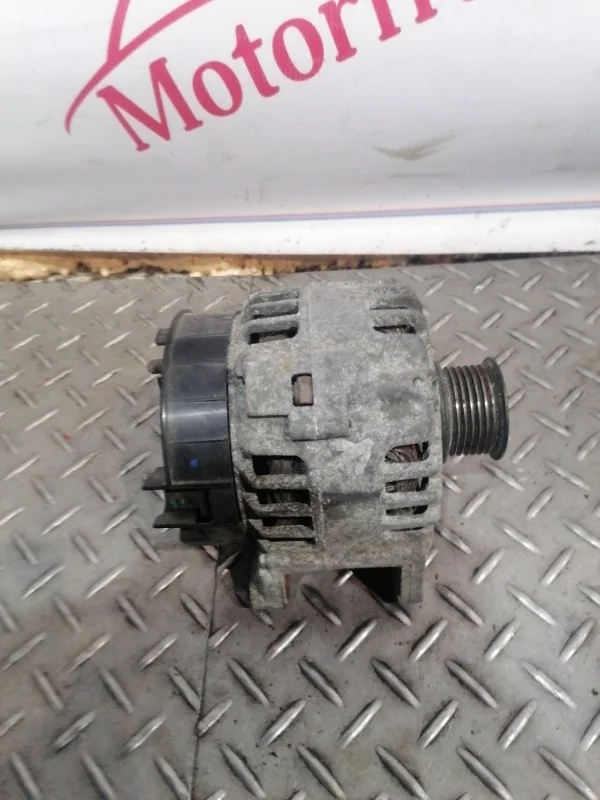 Генератор Renault Scenic 2  1.9 DCI F9Q