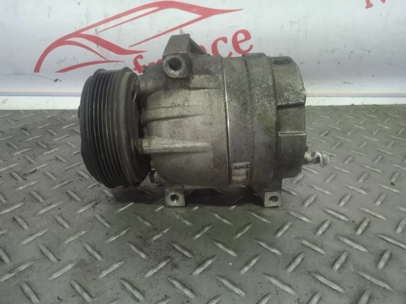 Компрессор кондиционера Renault Trafic 2  F9Q