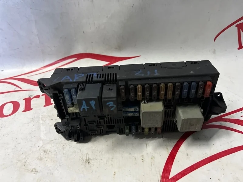 Блок предохранителей Mercedes-benz E-Class W211 2002-2006  F