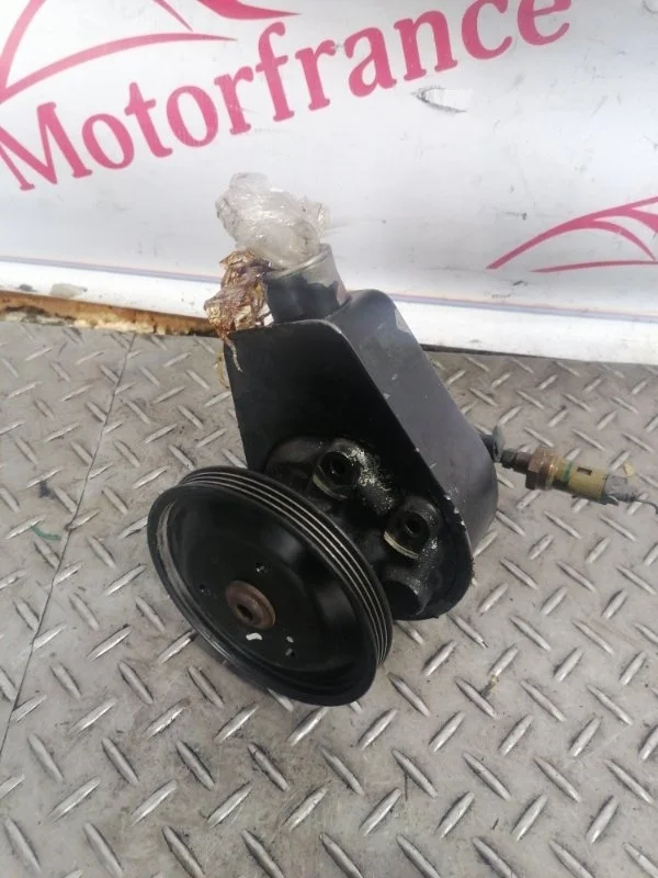 Насос гидроусилителя Renault Megane 1  1.6 8V K7M