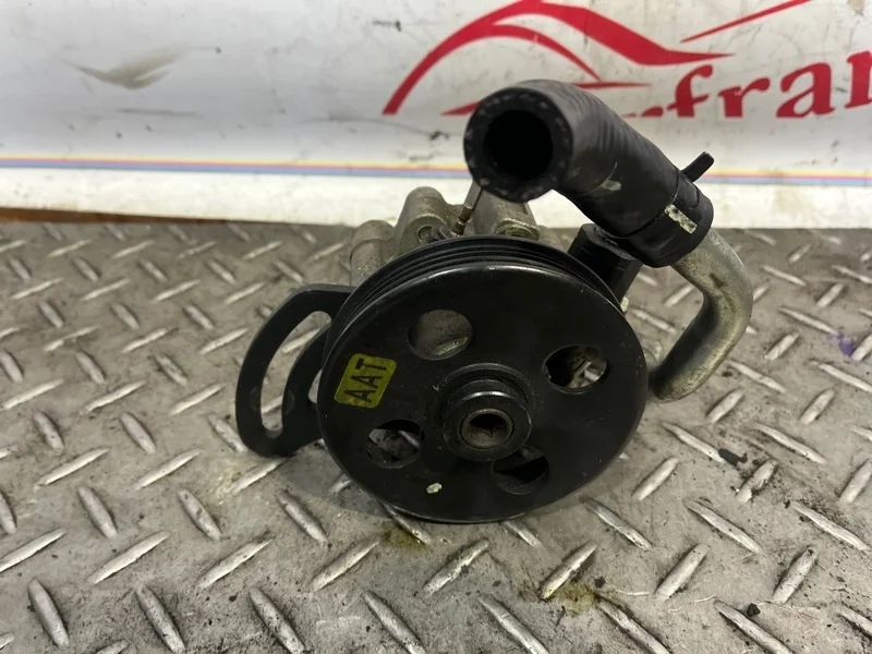 Насос гидроусилителя руля Chevrolet Spark 3  B12D1