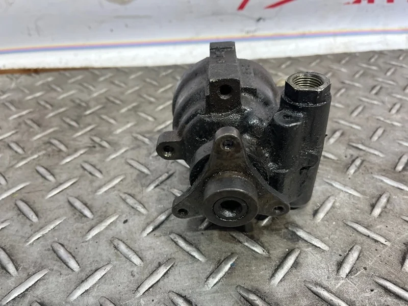 Насос гидроусилителя руля Renault Megane 1