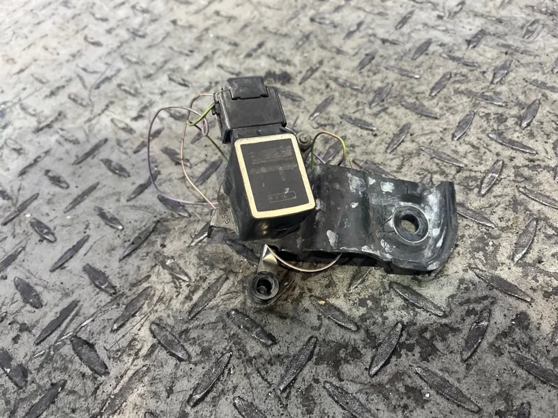 Датчик высоты дорожного просвета Mercedes-benz S-Class W221 2005-2009