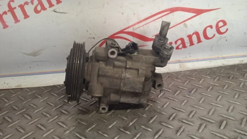 Компрессор кондиционера Nissan Note E11