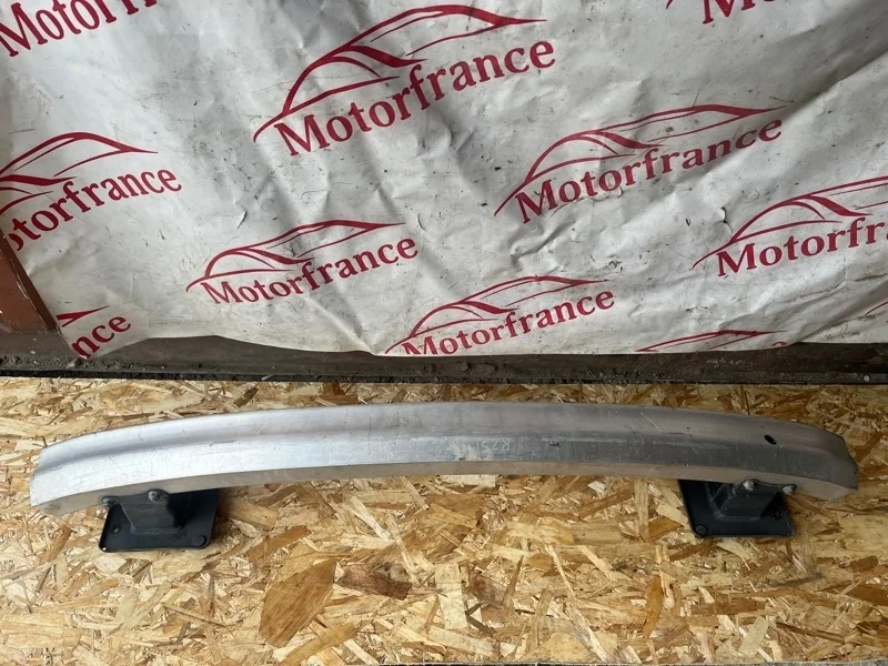 Усилитель бампера Mercedes-benz R-Class W251   B