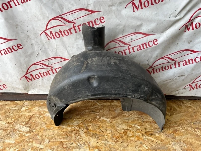 Подкрылок BMW 5-Series E39   B R