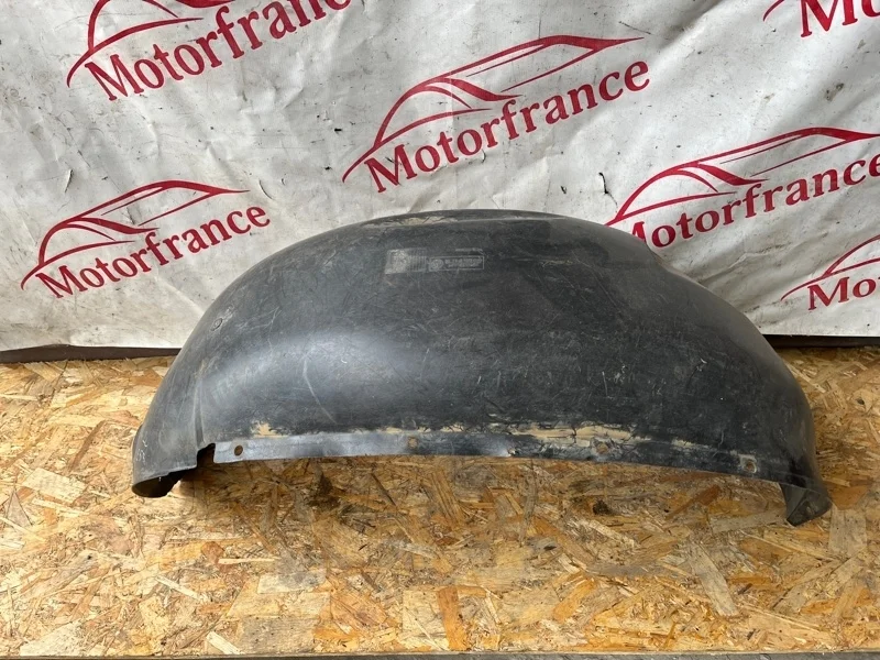 Подкрылок BMW X5 E53   B R