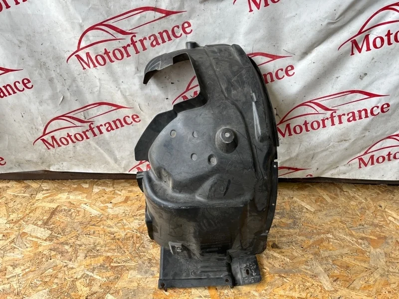 Подкрылок BMW 5-Series E60   F R