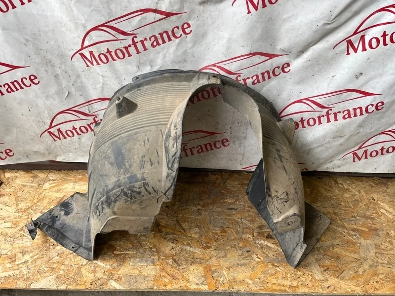 Подкрылок BMW X3 E83   F R