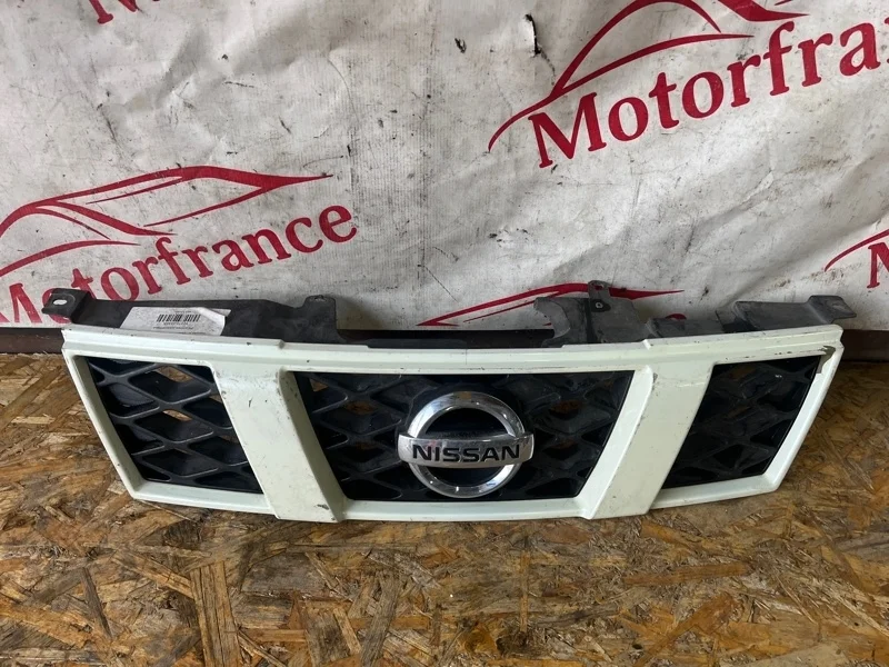 Решетка радиатора Nissan X-Trail T31 2007-2011