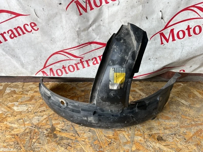 Подкрылок Renault Kangoo  2003-2008  F L