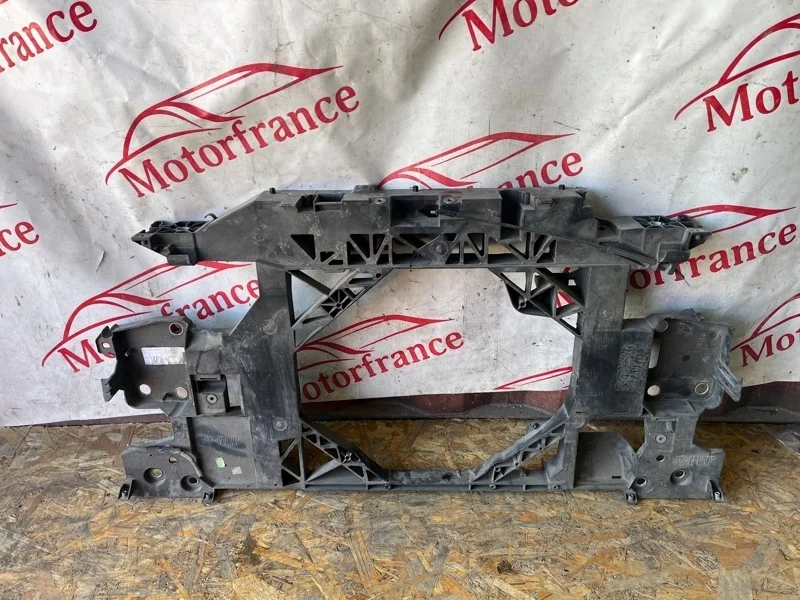 Панель передняя Renault Scenic  2006-2009