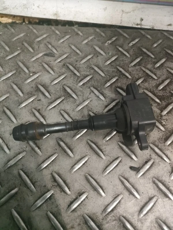 Катушка зажигания Nissan Almera N16
