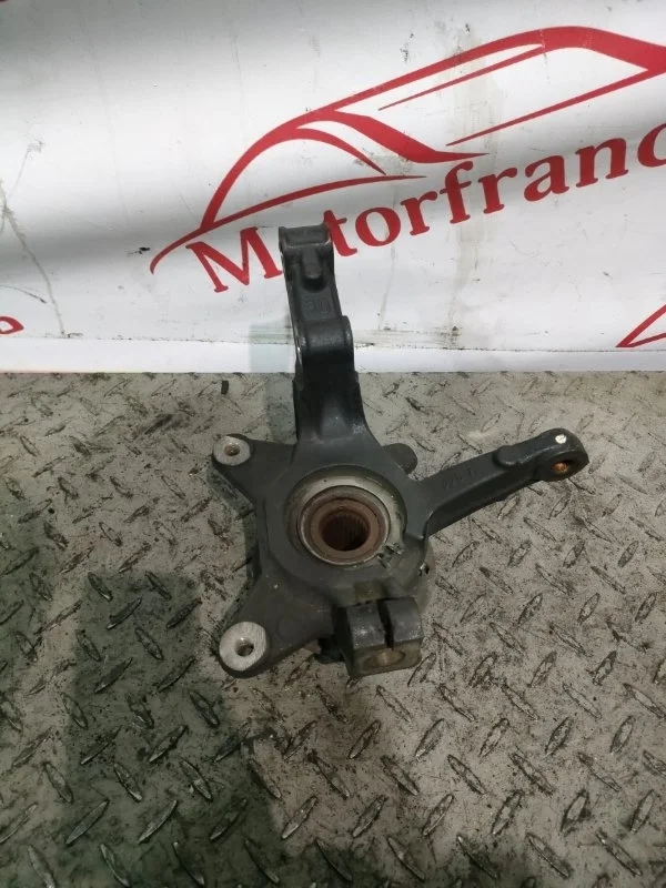 Кулак поворотный Renault Kangoo 2 2010 1.5 DCI K9K F R