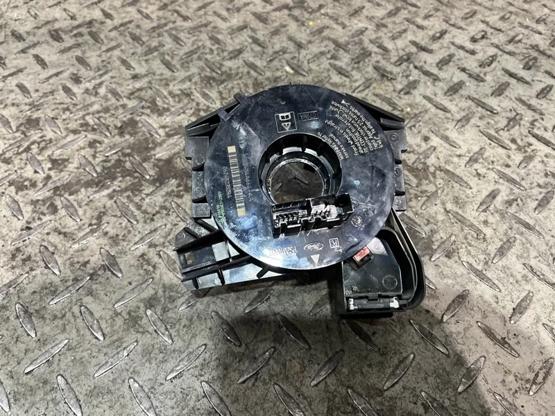 Шлейф-лента подушки безопасности Ford Fiesta MK5 2002-2008