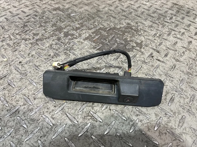Кнопка открывания багажника Mercedes-benz E-Class W212 2009-2013