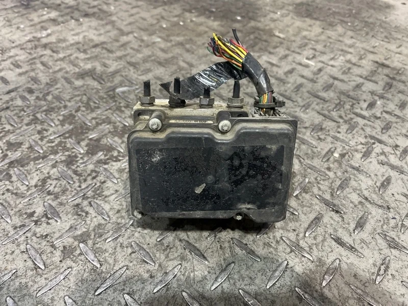 Блок ABS Nissan Note E11 2006-2013