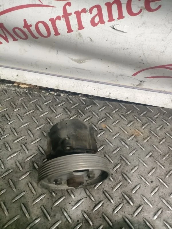 Насос гидроусилителя руля Renault Logan   K7M