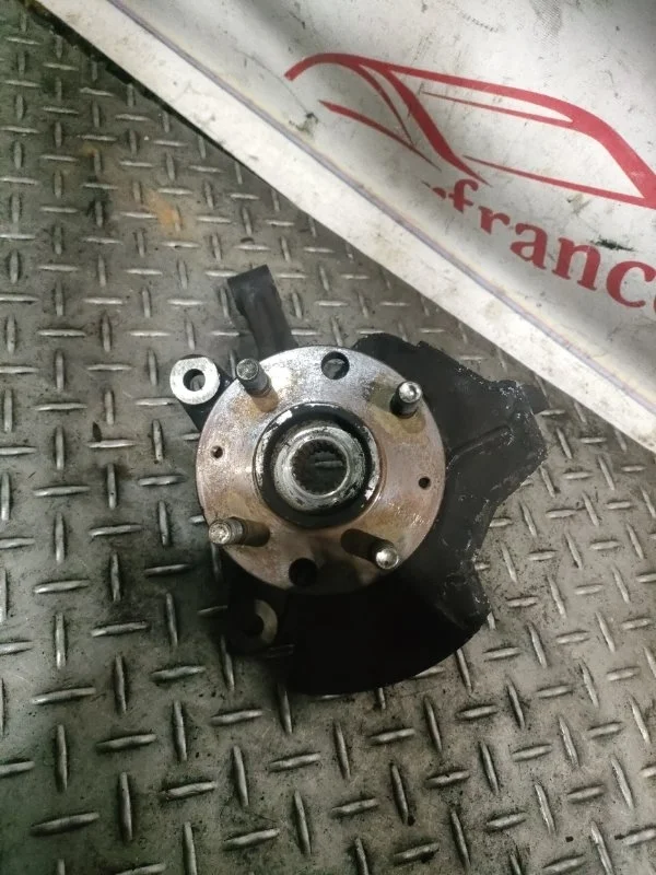 Кулак поворотный Chevrolet Aveo T250 2009 1.2 16v b12d1 F L