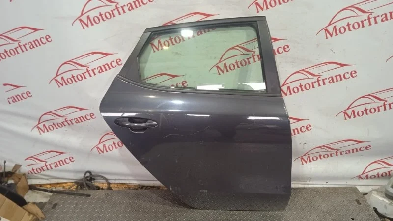 Дверь Kia Ceed хетчбек 5D 2015  B R