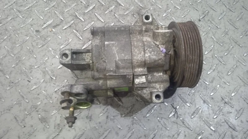 Компрессор кондиционера Nissan Tiida C11  1.6 HR16DE