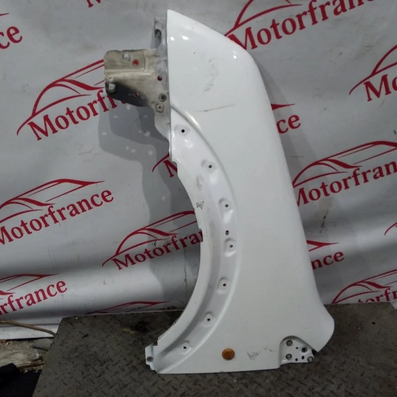 Крыло Ford Transit Connect 1   F L