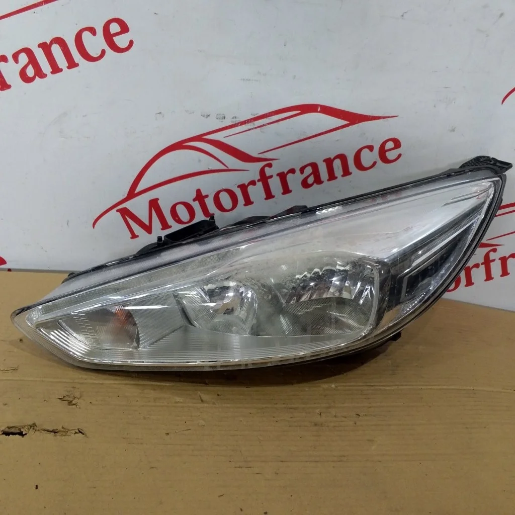 Фара галогеновая Ford Focus 3 2018   L