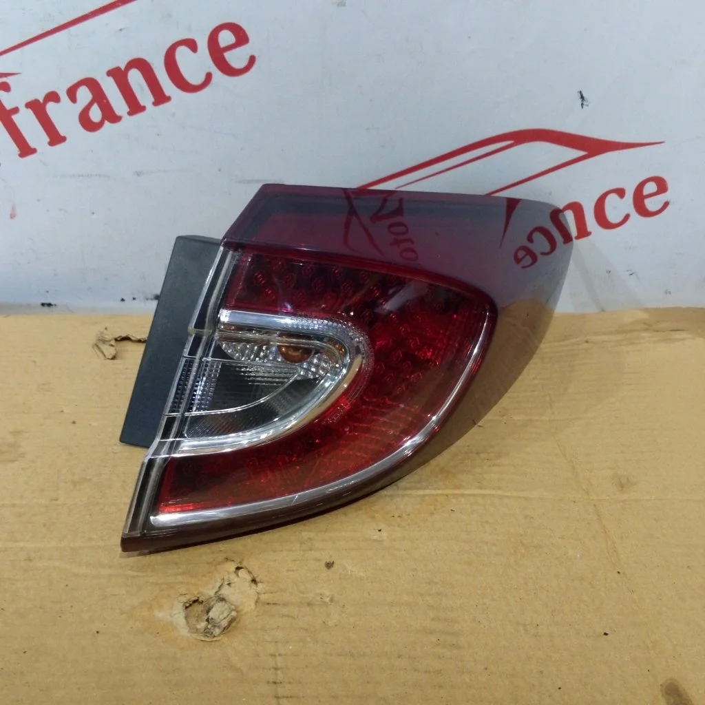 Фонарь задний Renault Megane 3 2013   R