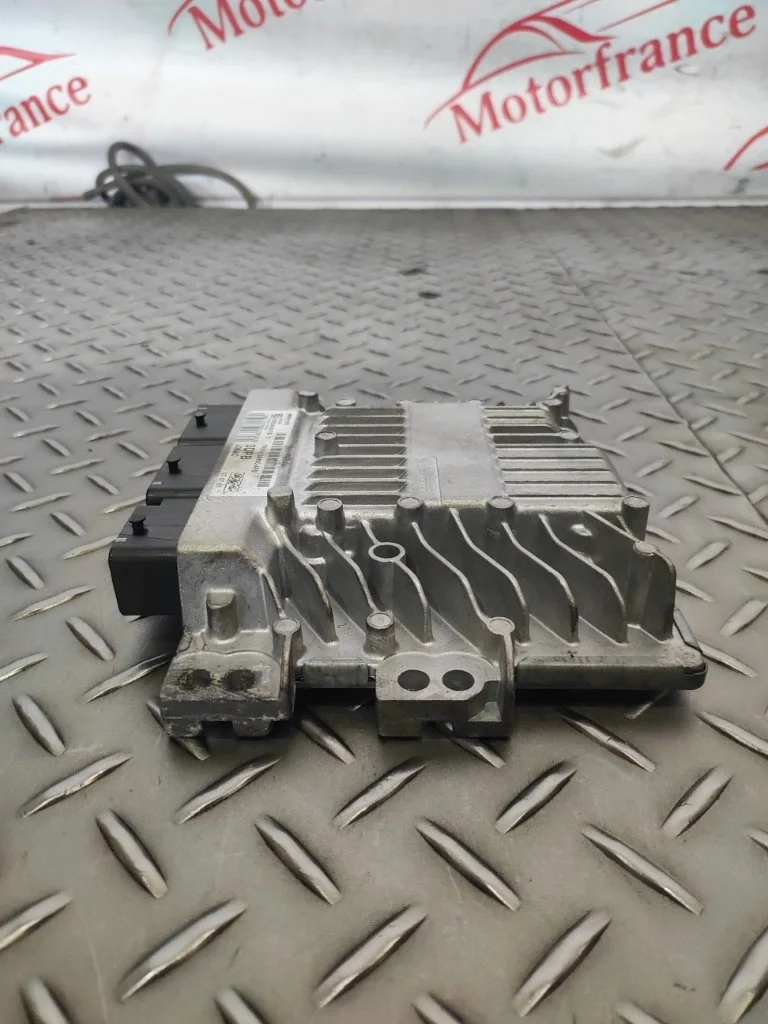 Блок управления двигателем Ford Focus 2 2006 1.8 KKDA