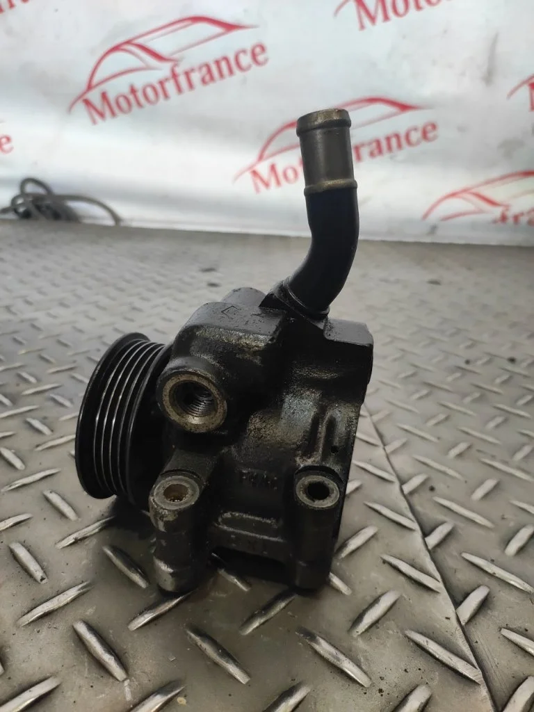 Насос гидроусилителя руля Ford Fusion 1 2007 1.4 FXJB