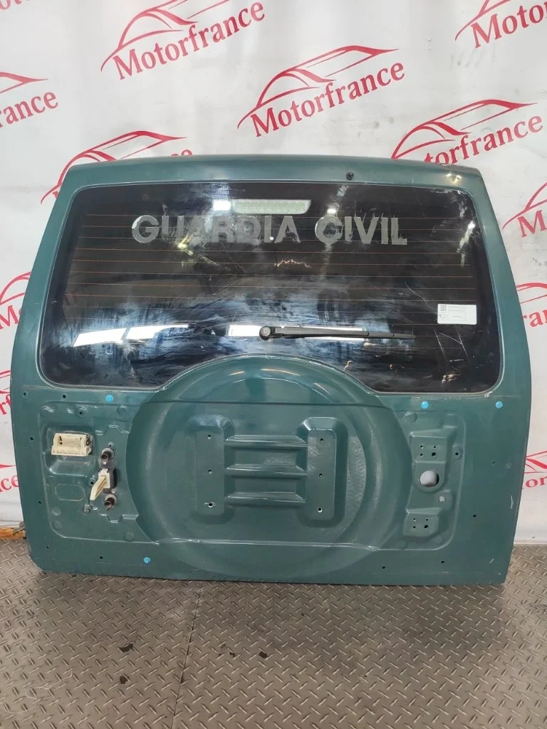 Крышка багажника Mitsubishi Pajero 4 2014