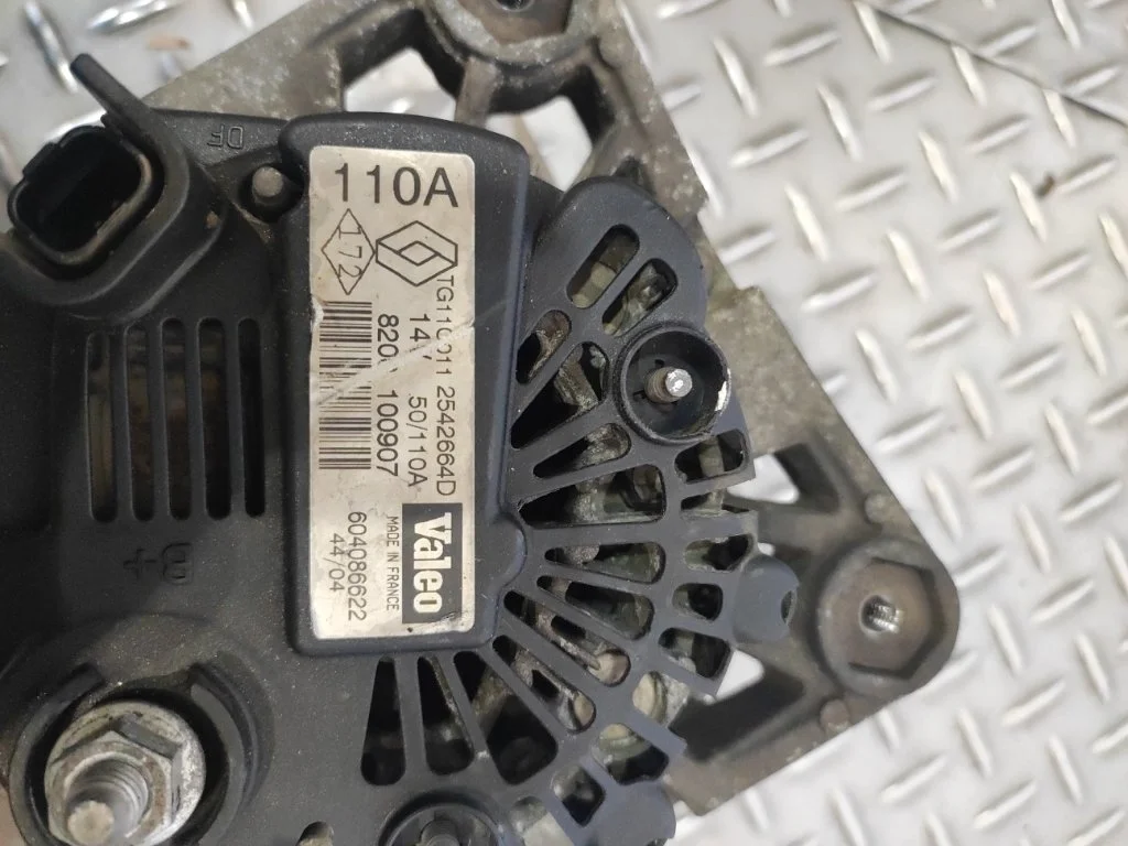 Генератор Renault Scenic 2 2003 1.6 K4M