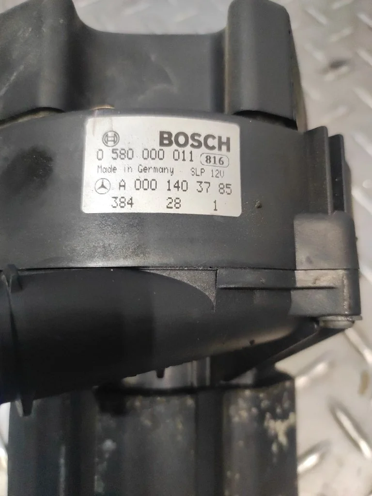 Насос продувки катализатора Mercedes-benz E-Class W211 2006 112.913 2.6