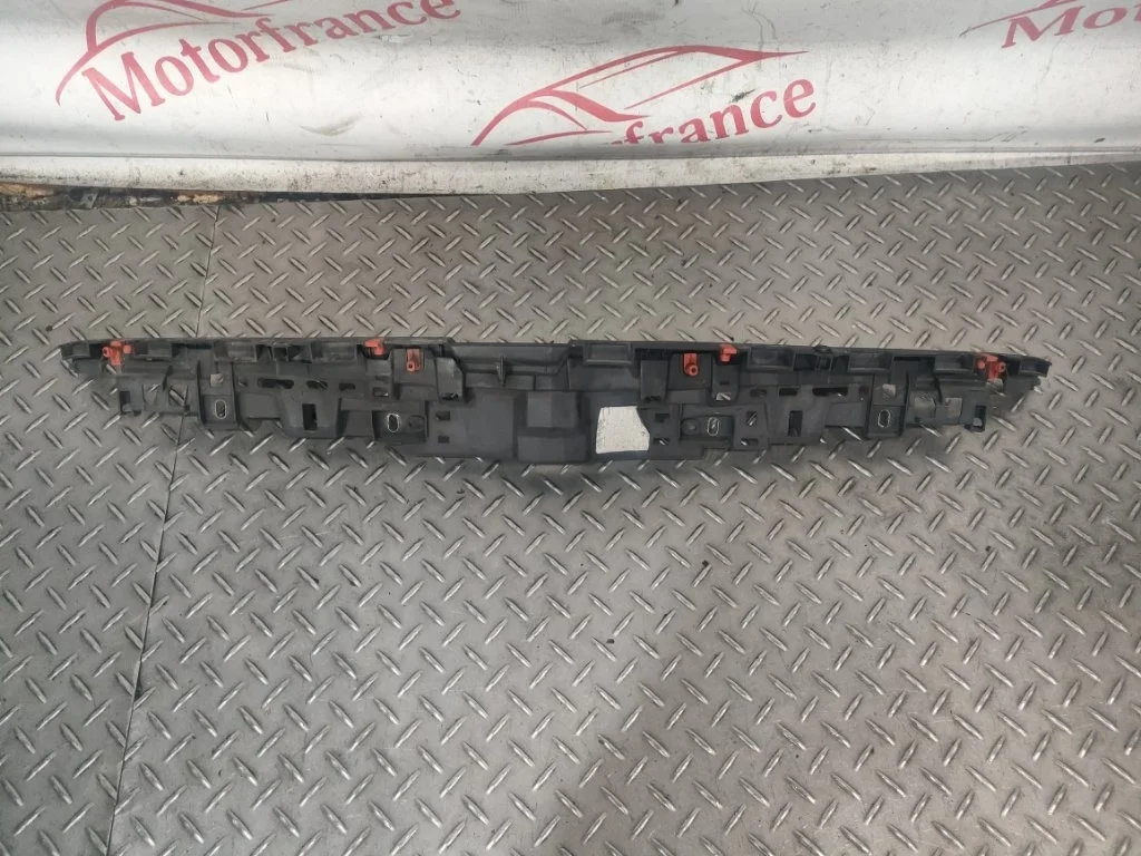 Кронштейн Opel Insignia