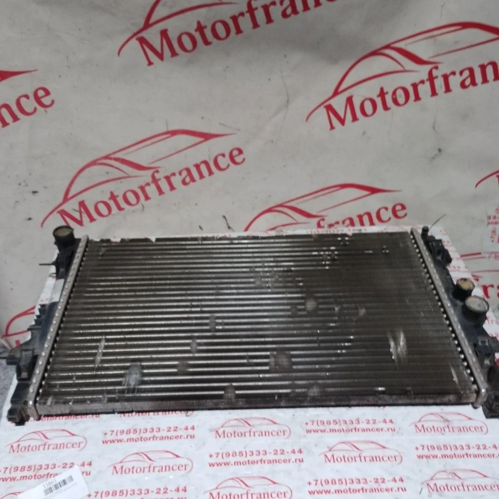 Радиатор охлаждения двигателя Mercedes-benz V-Class W639  2.2 CDI OM646