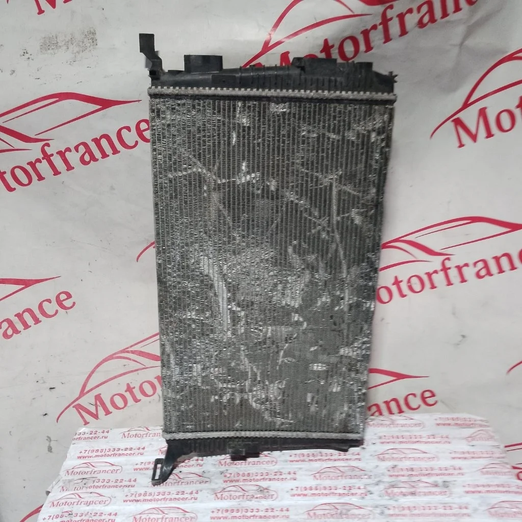 Радиатор охлаждения двигателя Renault Duster 2