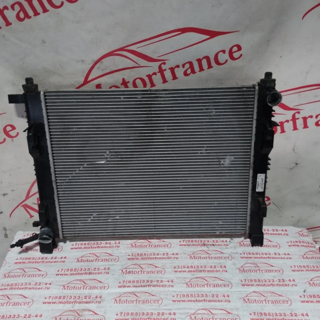 Радиатор охлаждения двигателя Renault Duster 2