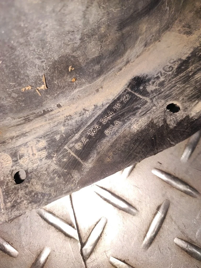 Подкрылок Mercedes-benz M-class W164 2008 3.0 CDI OM642.940